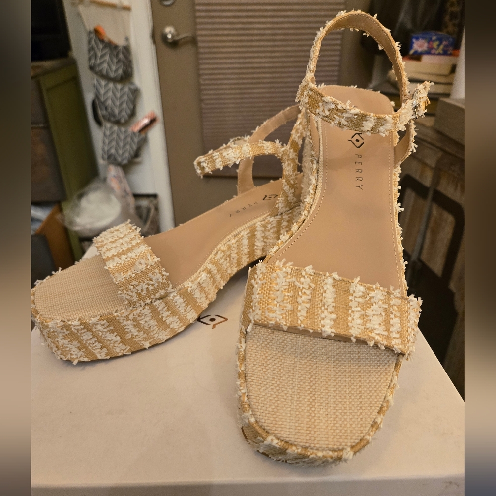 Sperry Beige Tweed Platform Sandals - Women